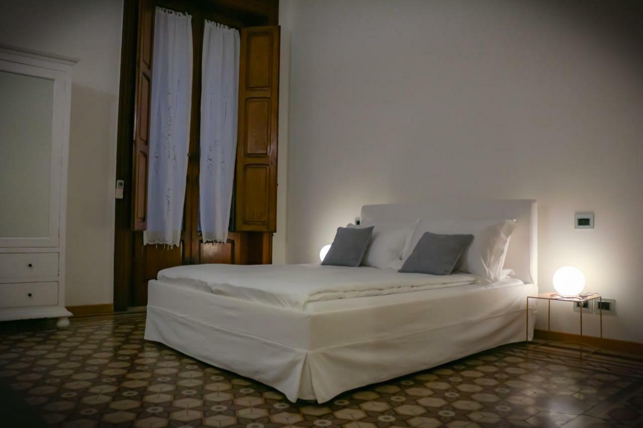 Le Bb Apartment Бари Екстериор снимка